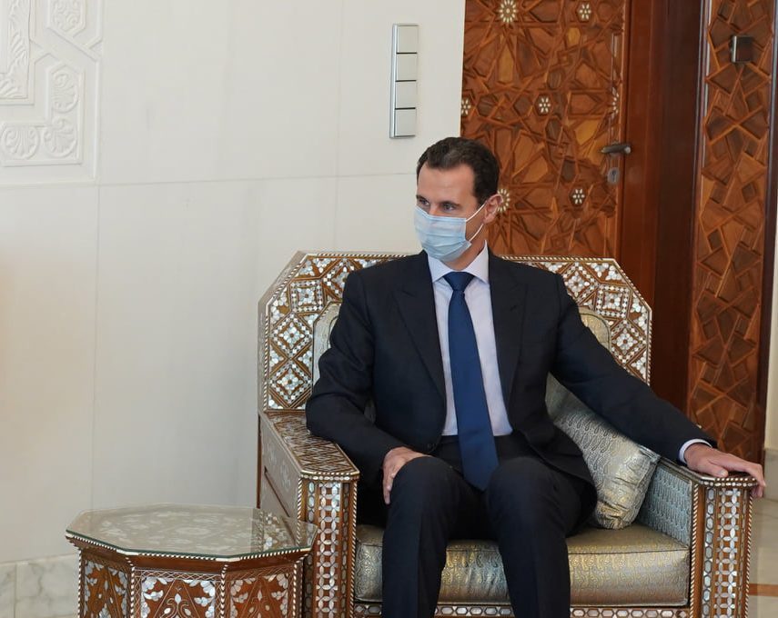 أبدت إيران استعداها لإرسال فريق طبي خاص من أجل معالجة رأس النظام السوري بشار الأسد.