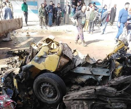 ارتقى مدنيان وأُصيب آخرون في حصيلة أولية جراء انفجار سيارة مفخخة وسط مدينة (الراعي) بريف حلب الشرقي.