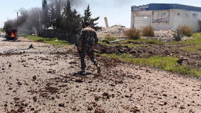 شن مجهولون أمس الأحد هجومًا على حاجز عسكري تابع للفرقة الرابعة، فرقة ماهر الأسد، وذلك في منطقة ريف درعا الغربي