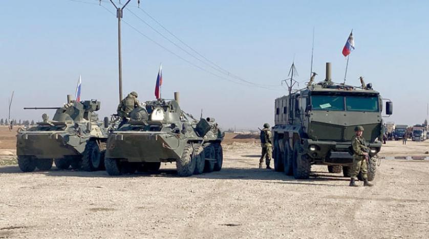 كشفت مصادر محلية عن انسحاب القوات الروسية من أهم النقاط العسكرية لها في مناطق سيطرة قسد شمال شرق سورية.