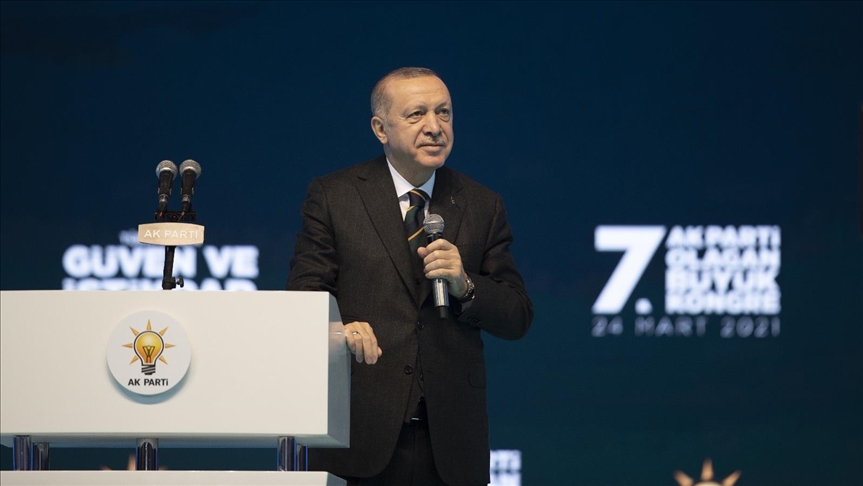 انطلقت اليوم الأربعاء في العاصمة التركية أنقرة أعمال المؤتمر العام السابع لحزب العدالة والتنمية التركي الحاكم للبلاد.