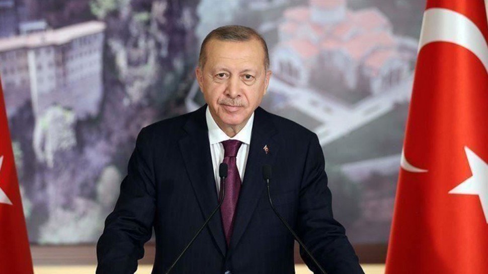 دعا الرئيس التركي رجب طيب اردوغان إدارة الرئيس الأمريكي جو بايدن بالعمل مع الجانب التركي لإنهاء المأساة في سورية.