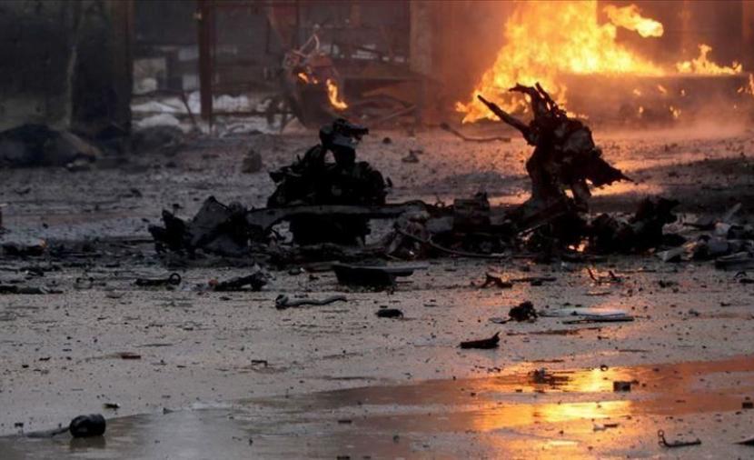 وقع عدد من الضحايا والجرحى جراء انفجار سيارة مفخخة ليلة أمس في مدينة رأس العين ضمن منطقة نبع السلام بريف الحسكة .