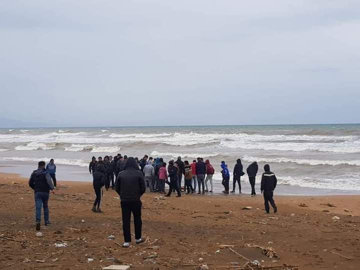   أبلغت الجهات المختصة في محافظة طرطوس لدى نظام الأسد عن جثث لثلاث فتيات في أماكن مختلفة على الشاطئ، وتسبب ذلك بقلق لسكان المنطقة من تكرر هذه الظاهرة.  