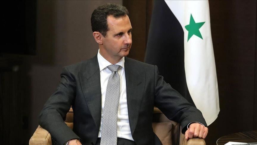 قال المفكر العربي الدكتور عزمي بشارة: " إن نظام الأسد نجح في تخيير كل من روسيا وإيران بقبوله كما هو، دون أي شروط."