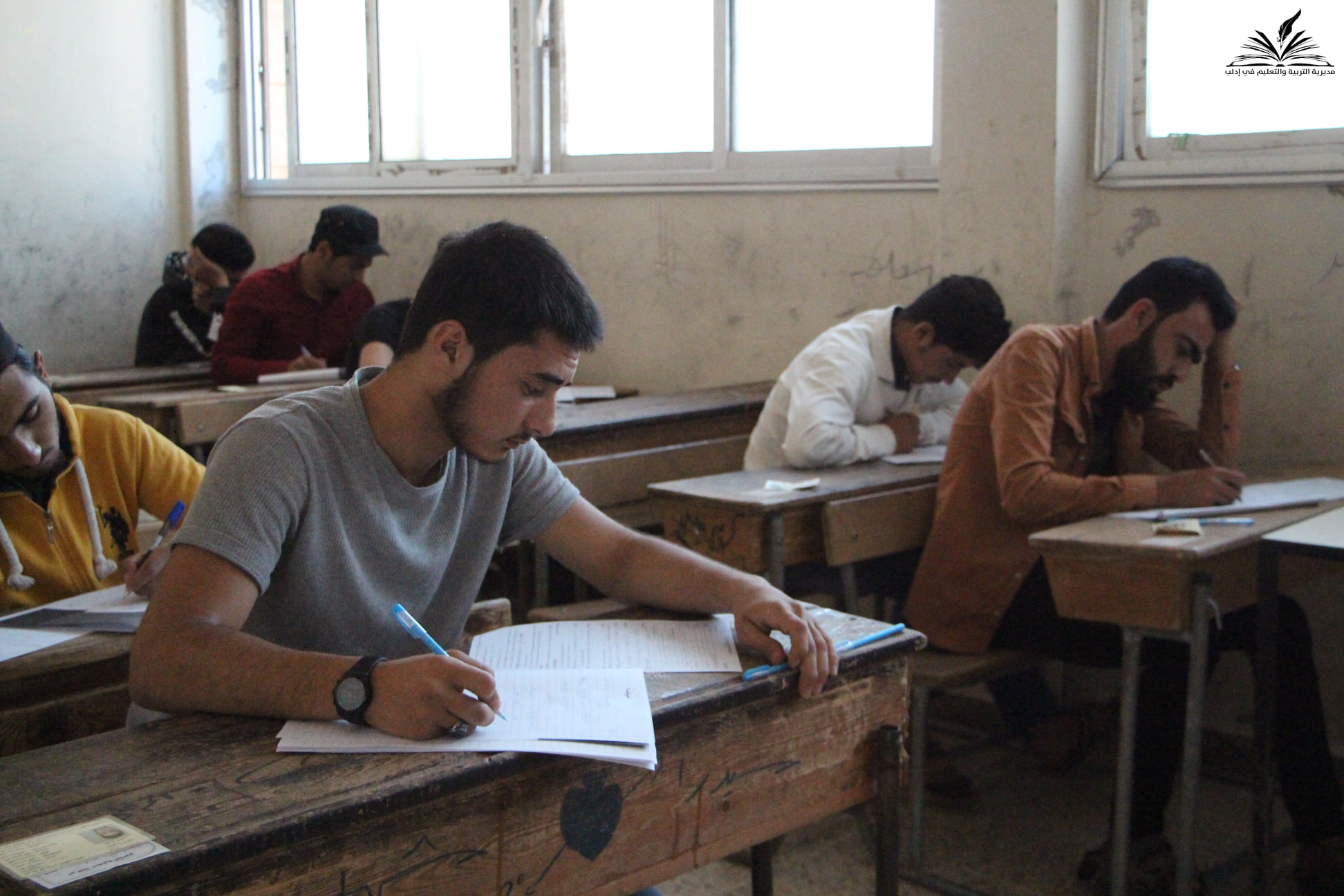 علقت وزارة التربية والتعليم في الحكومة السورية المؤقتة على أسئلة امتحان الرياضيات للشهادة الثانوية.