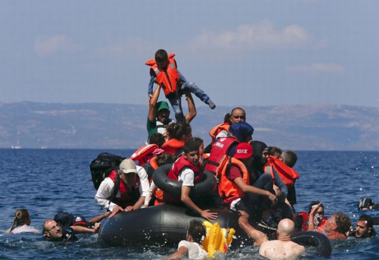 لقي عشرات الشبان السوريين مصيرا مأساوياً خلال رحلة هجرتهم إلى أوروبا عبر البحر المتوسط، بواسطة قارب انطلق من السواحل الليبية قبل عدة أيام.