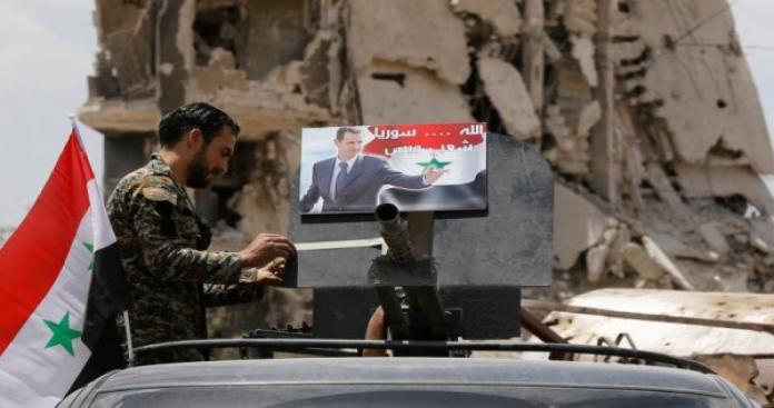 عادت قوات الأسد من جديد إلى تعميم لوائح جديدة تضم أسماء من أبناء مدينة الصنمين بريف درعا الشمالي، وذلك من أجل تسليم أسلحتهم الفردية ضمن المهلة التي حددتها حتى يوم الخميس القادم.