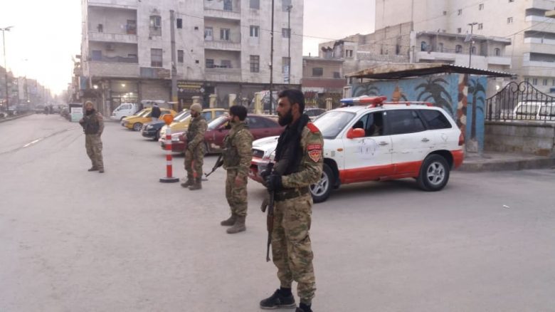داهمت قوى الأمن وقوات الجيش الوطني السوري خلال حملة أمنية خلايا (داعش) وميلشيا (pkk) بمدينة الباب شرق حلب.