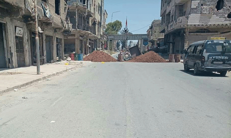 يترقب الأهالي في محافظة درعا بالجنوب السوري جولة مفاوضات جديدة صباح اليوم الأربعاء تضمن حقوقهم كونهم مواطنين سوريين بعيدًا عن سطوة نظام الأسد.