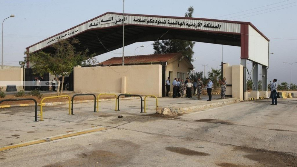 كشفت مصادر إعلامية اليوم الأحد عن إغلاق معبر جابر الحدودي بسبب التطورات العسكرية التي تشهدها مدينة درعا جنوب سورية.