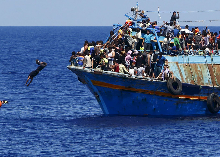 أكد تقرير صادر عن المفوضية الأوروبية أن أكثر من 20 ألف مهاجر لقي حتفه، خلال محاولته العبور نحو أوروبا عن طريق البحر المتوسط وذلك منذ العام 2014.