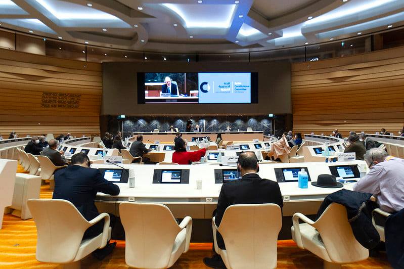 واصلت اللجنة الدستورية السورية اجتماعات الجولة السادسة اليوم الخميس، وذلك لليوم الرابع على التوالي، في مبنى الأمم المتحدة بمدينة جنيف السويسرية.