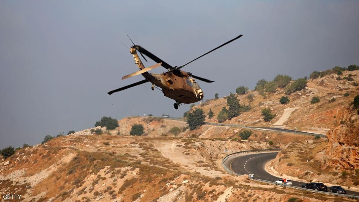 أغلق الكيان الإسرائيلي المجال الجوي وفرض حظرًا على الطيران المدني في أجواء الجولان السوري المحتل، عقب الغارات الإسرائيلية التي استهدفت مواقع في الأراضي السورية.