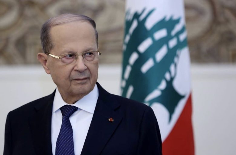 زعم الرئيس اللبناني ميشال عون أن الأحداث في سورية هي من أغلقت الطريق أمام لبنان للتواصل مع العالم العربي.